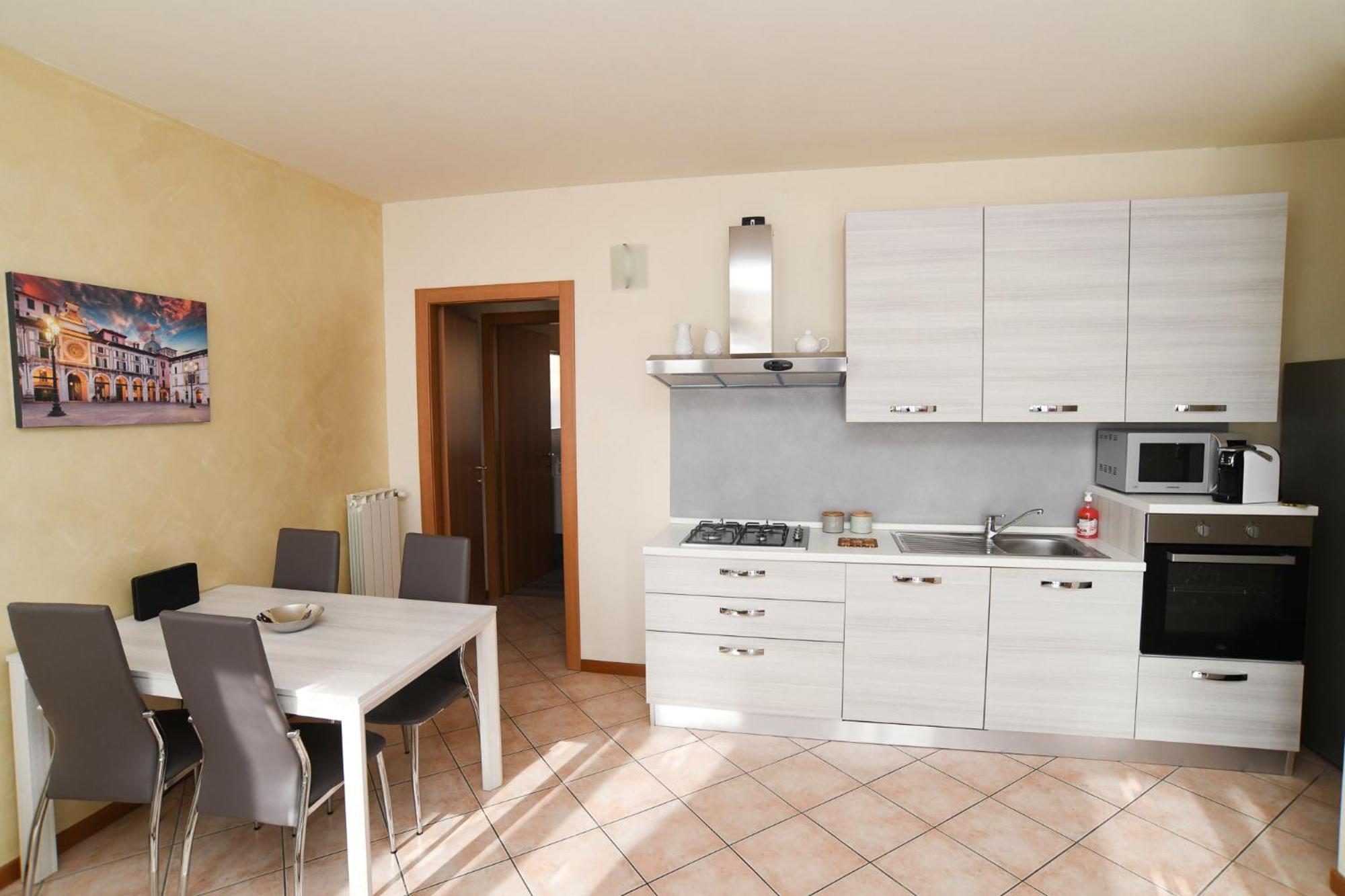 Rovato Entire Apartment In The Capital Of Franciacorta المظهر الخارجي الصورة